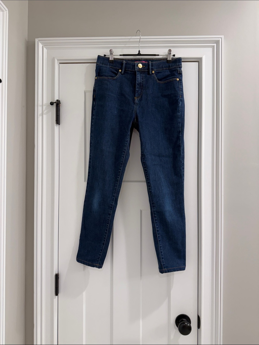 Lilly Pulitzer Dark Blue Stretchy Skinny & Comfortable Jeans size 6